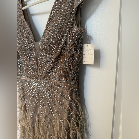 Elegant Gold Beaded Prom Gown with Feather Details BRAND NEW - Picture 7 of 17